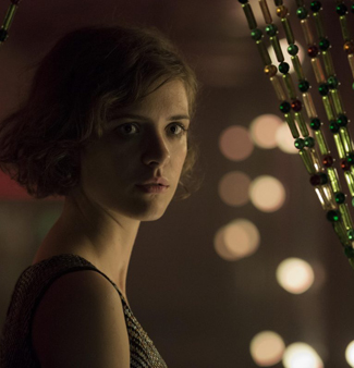 Lotte in Babylon Berlin TV series on Netflix 